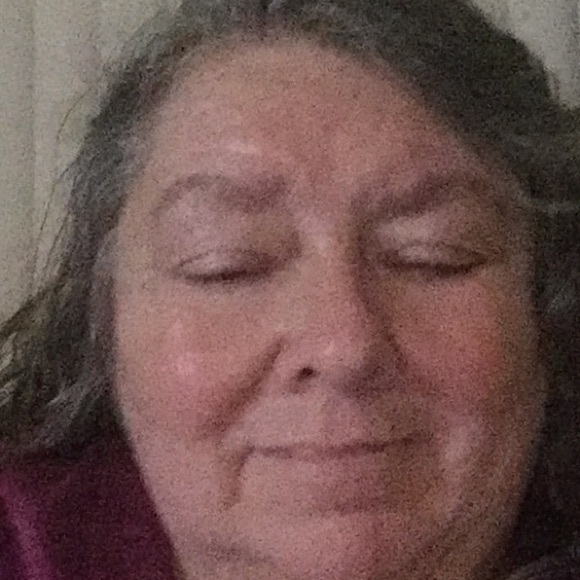 Meet your Posher, Gina - Picture 1 of 6